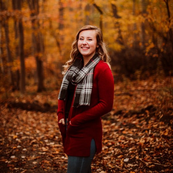 Meet your Posher, Maegan - Picture 1 of 1